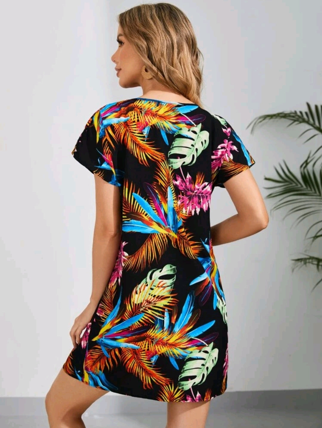 Dress tropical